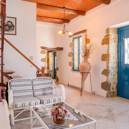 Holiday home Traditional Cretan House Zaros